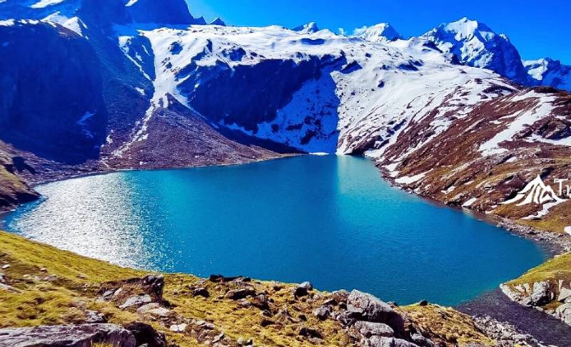 best hotel with mountain view in auli